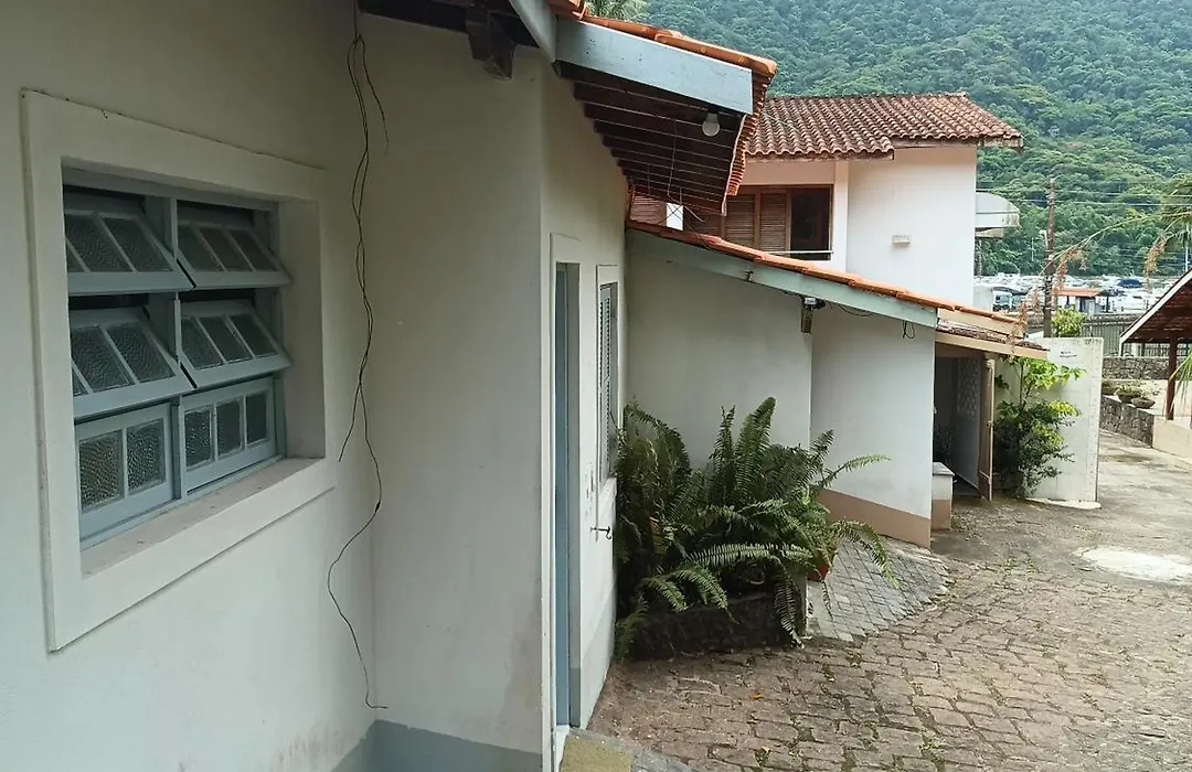 Praia Saco da Ribeira, Ubatuba - ao lado das marinas e trilhas praia Flamengo e Sete Fontes-1